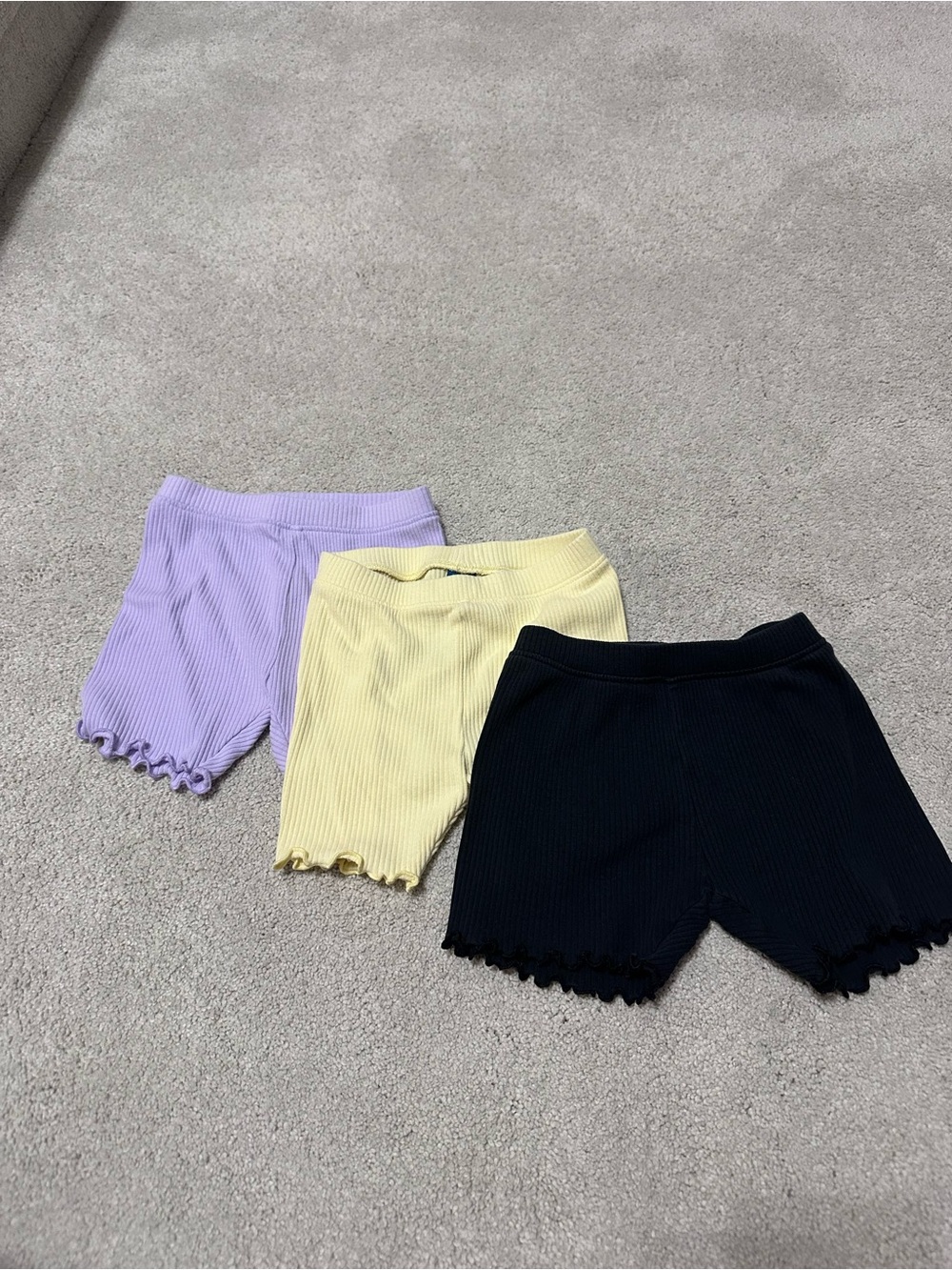 Old Navy Ribbed Lettuce-Edge Shorts - Lavender, Yellow, Black